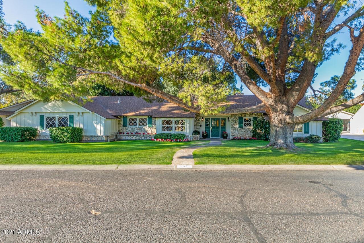 102 W Berridge Ln., Phoenix, AZ 85013