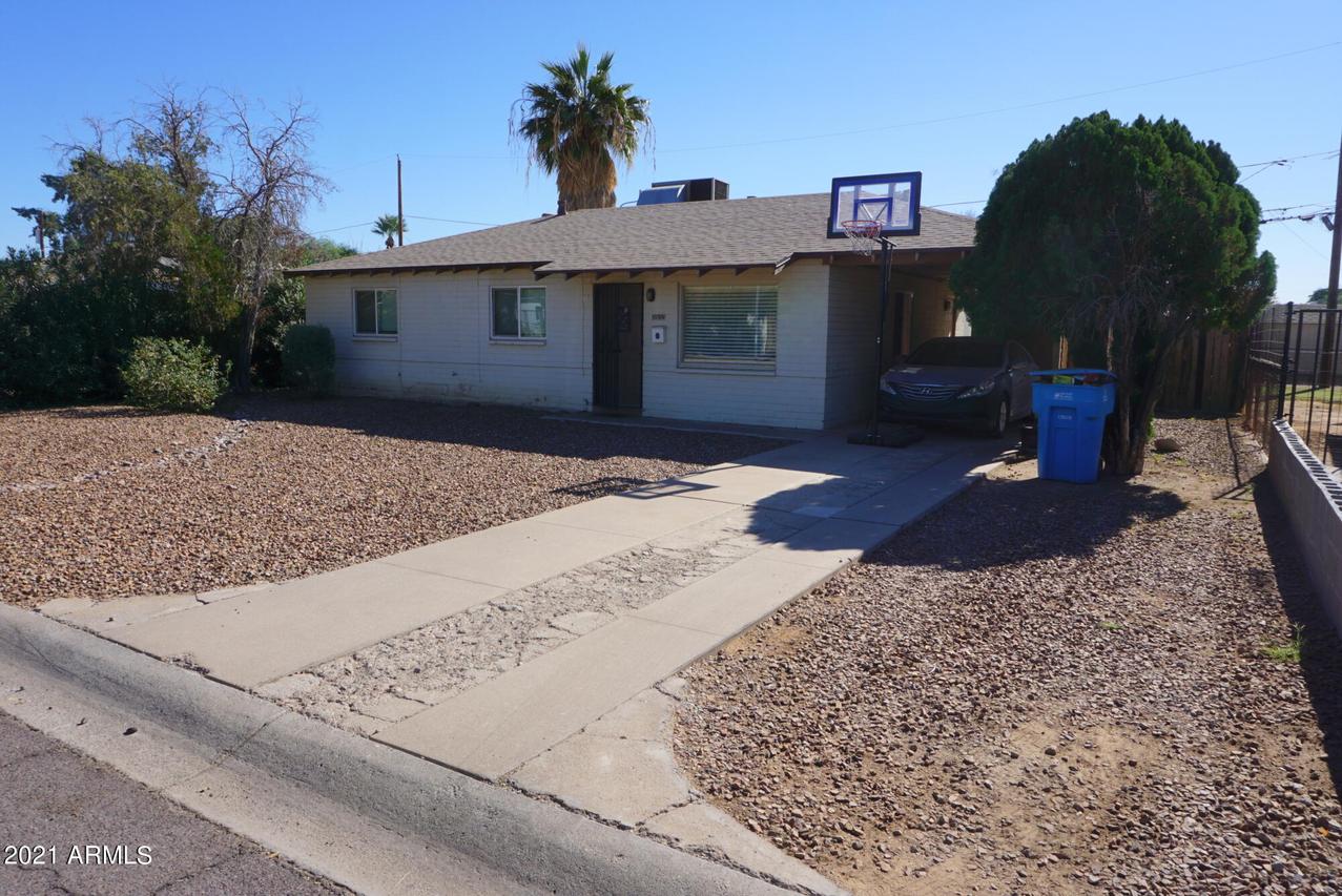 2933 W Palo Verde Dr., Phoenix, AZ 85017