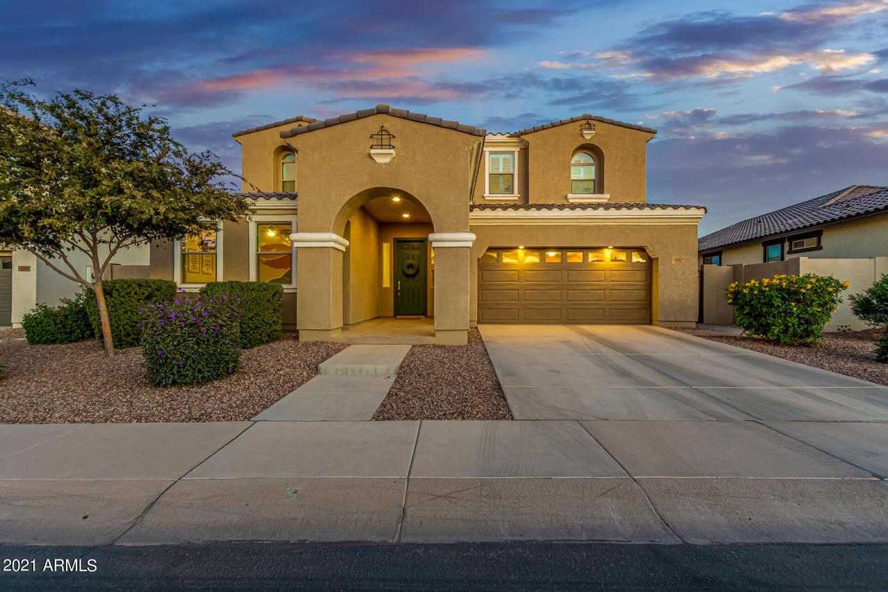 3157 N Loma Vista, Mesa, AZ 85213