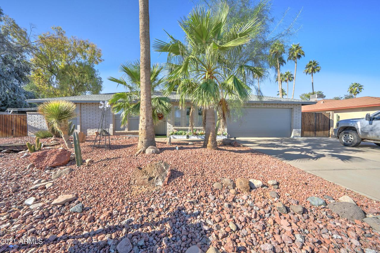 17422 N 36th Dr., Glendale, AZ 85308