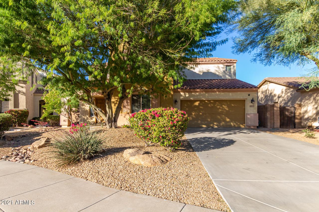 7816 W Salter Dr., Peoria, AZ 85382