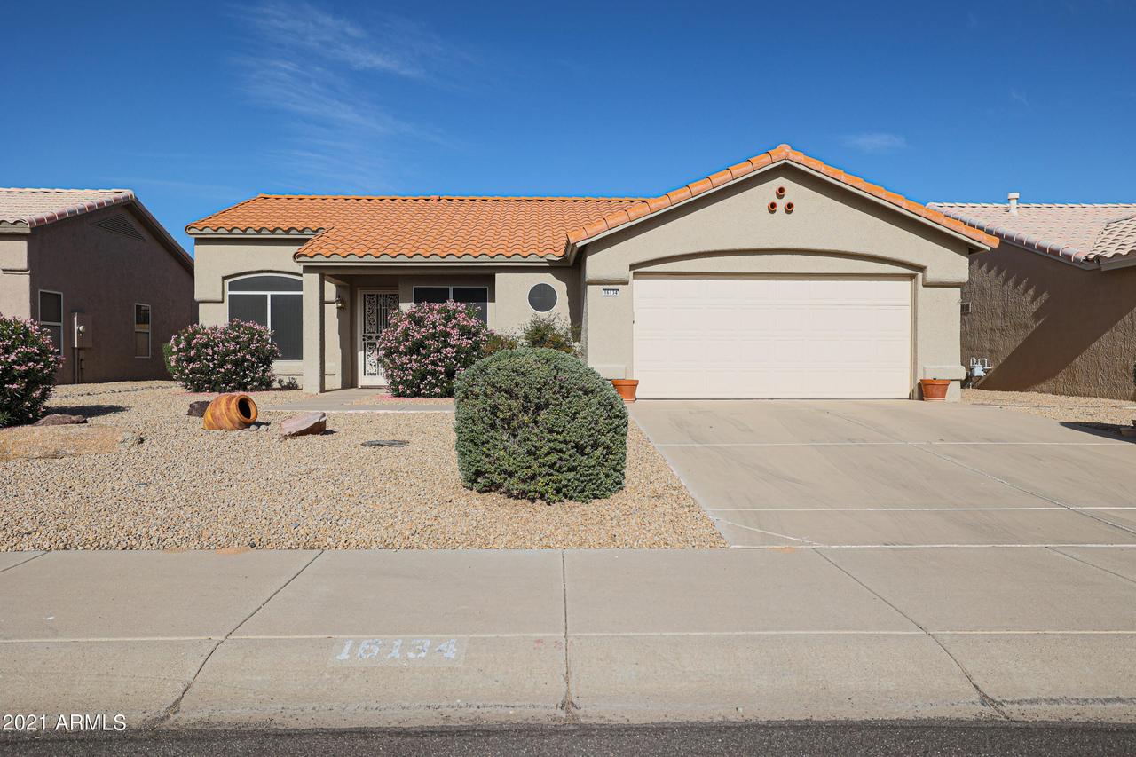 16134 W Greystone Dr., Sun City West, AZ 85375