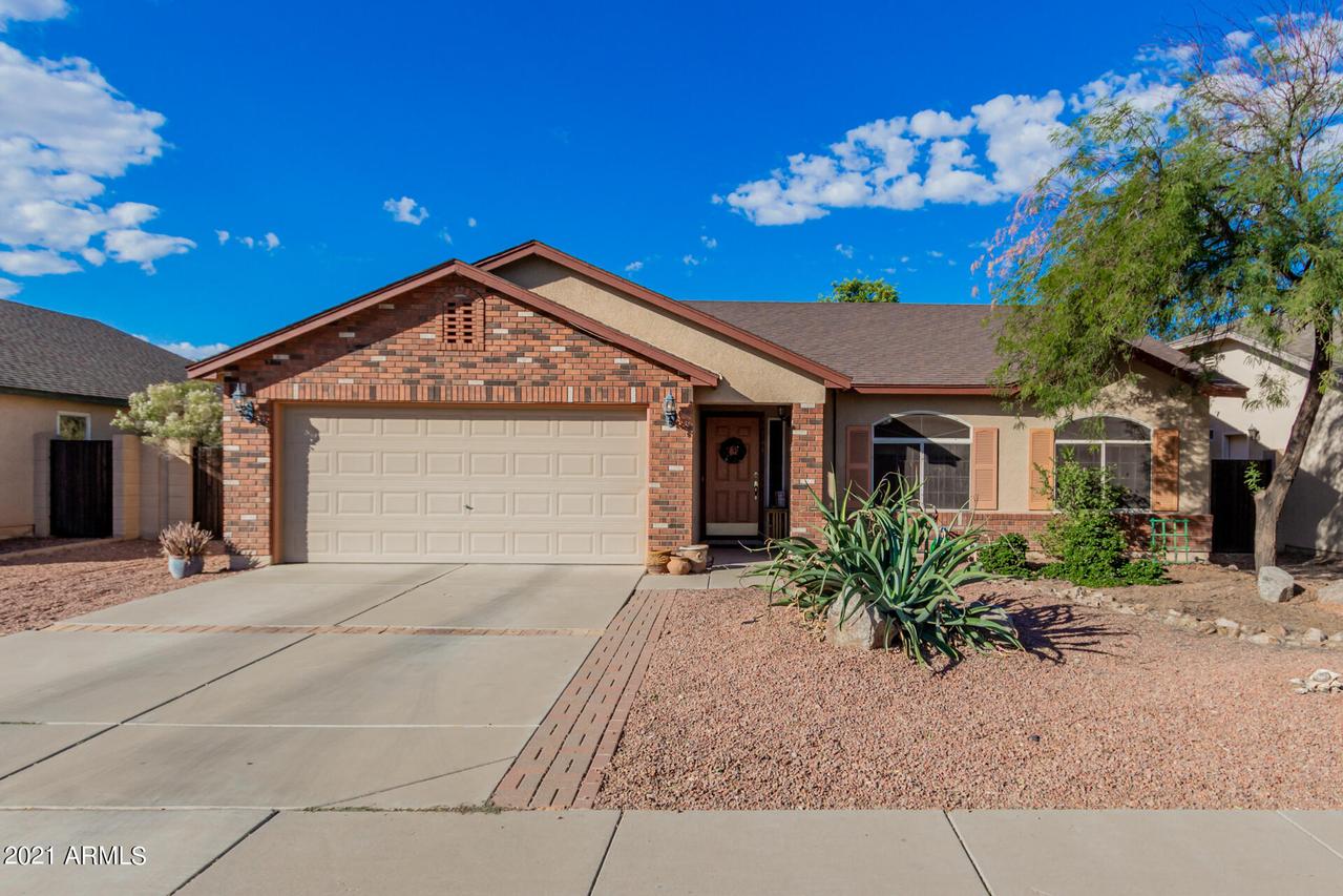 40144 N Lerwick Dr., San Tan Valley, AZ 85140