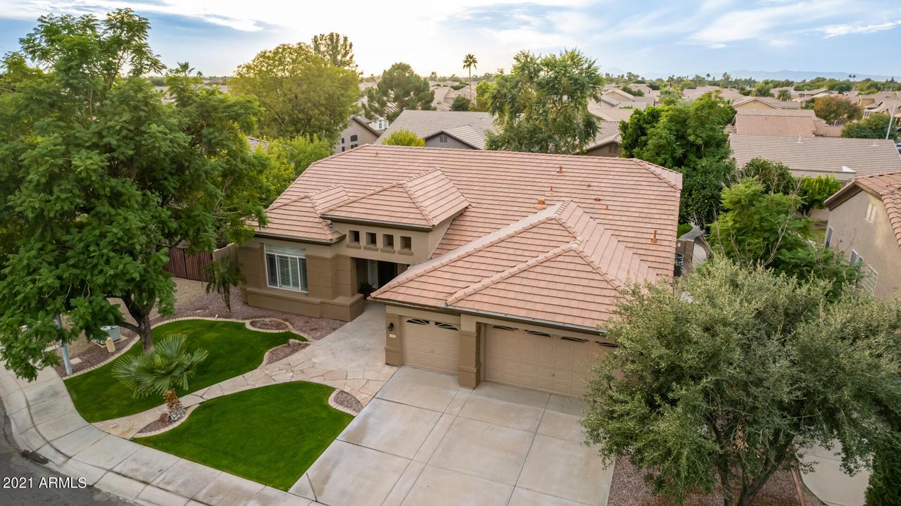 740 N Tower Pl., Chandler, AZ 85225