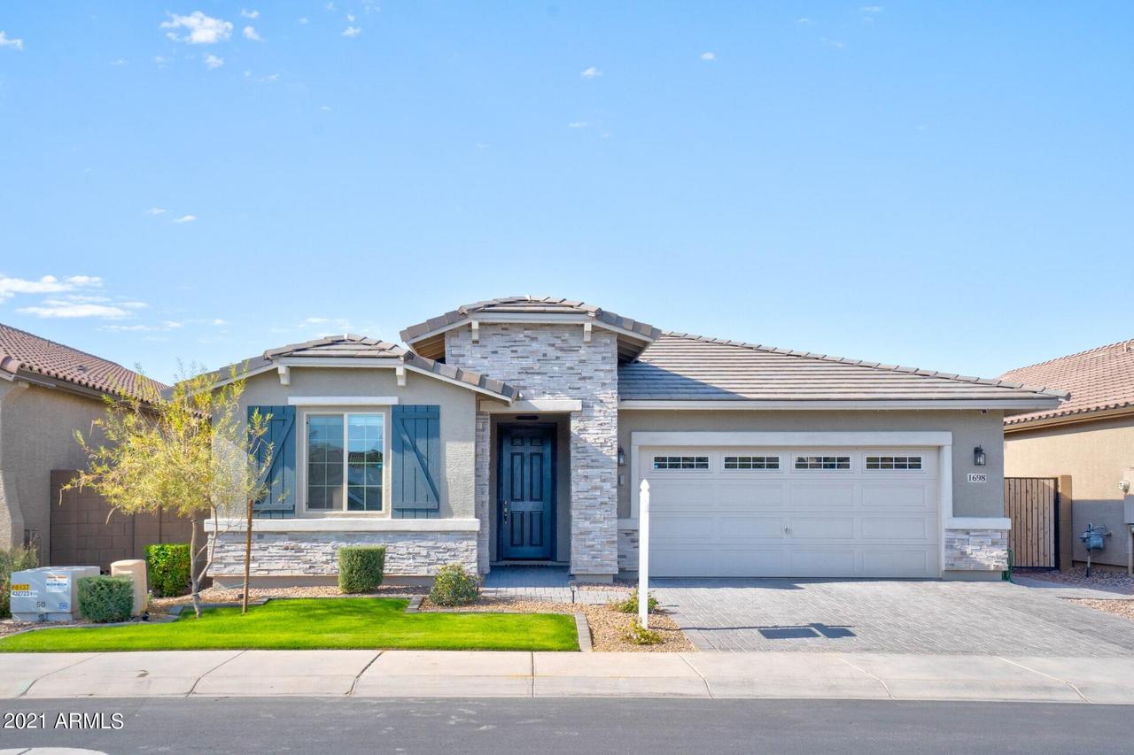 1698 S Dove St., Gilbert, AZ 85233