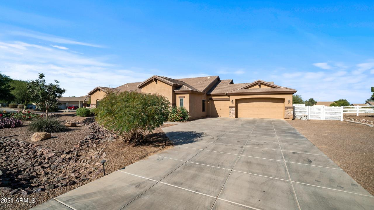 9012 W Prospector Dr., Queen Creek, AZ 85144