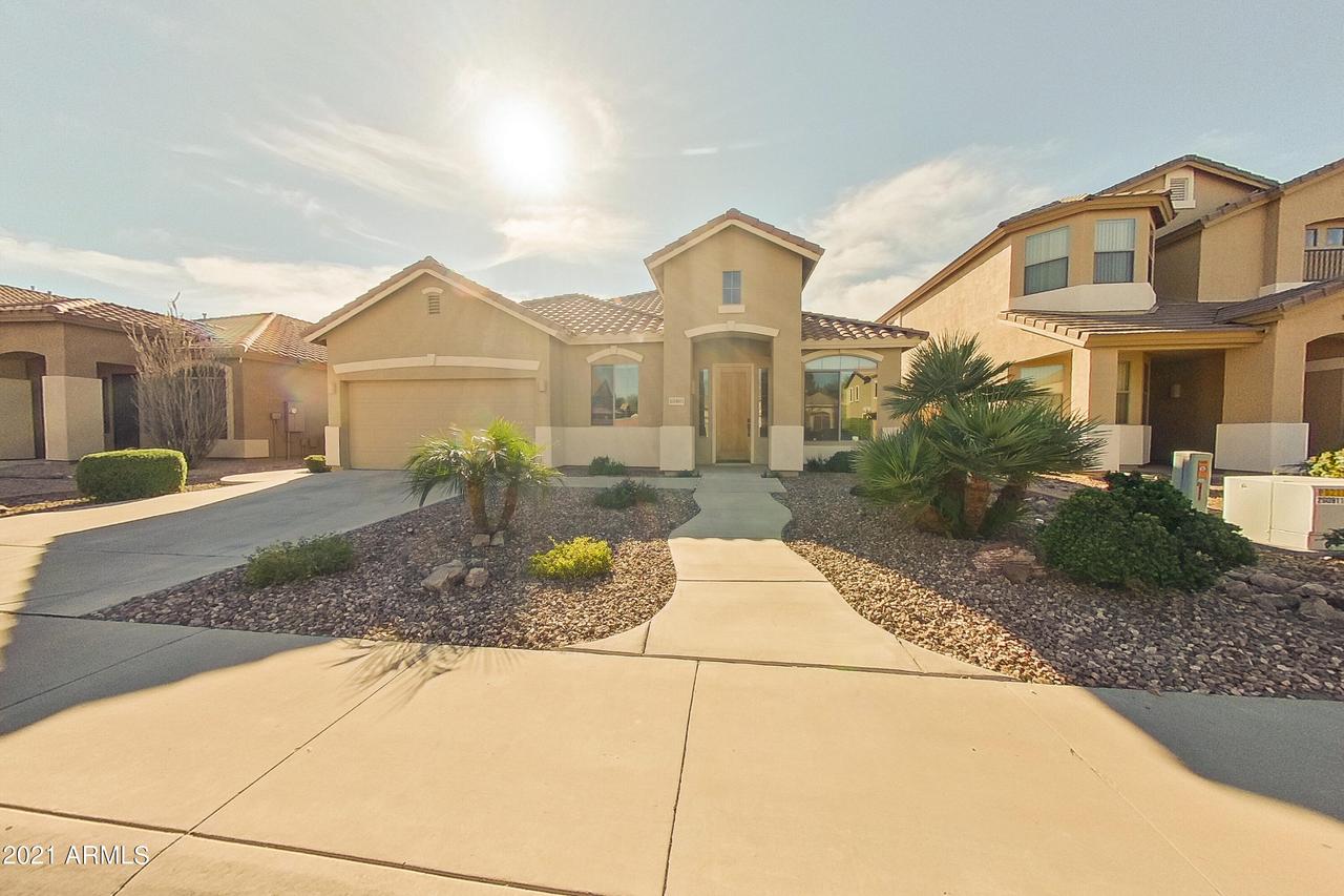 10465 E Knowles Ave., Mesa, AZ 85209