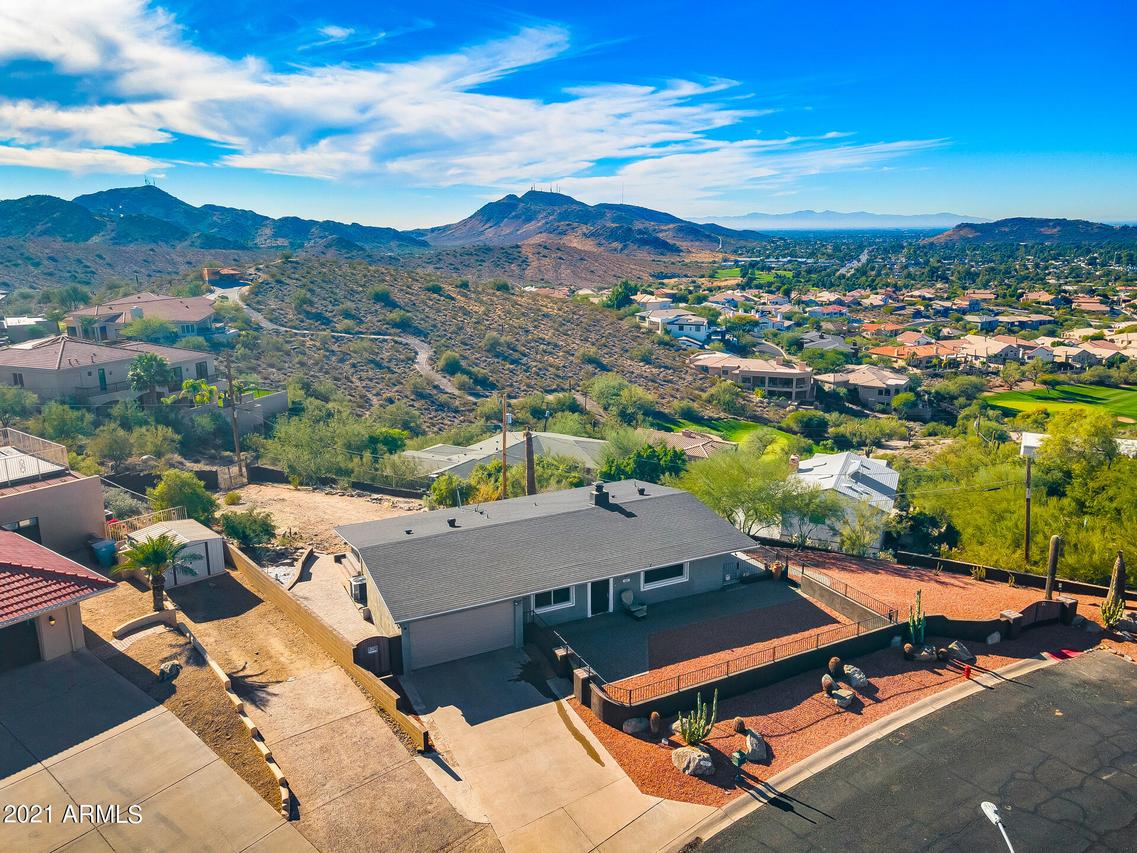 1615 E Camino Del Santo St., Phoenix, AZ 85022