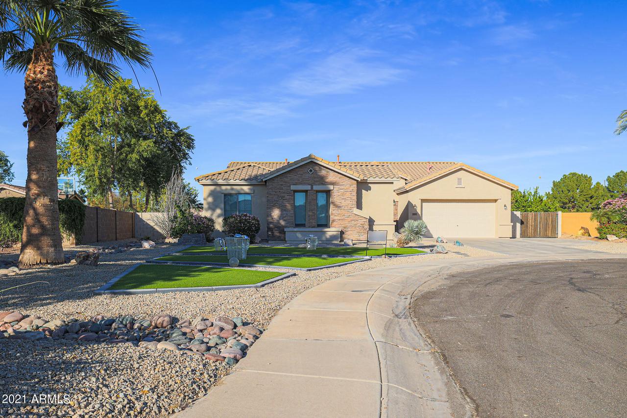 422 E Kaibab Pl., Chandler, AZ 85249