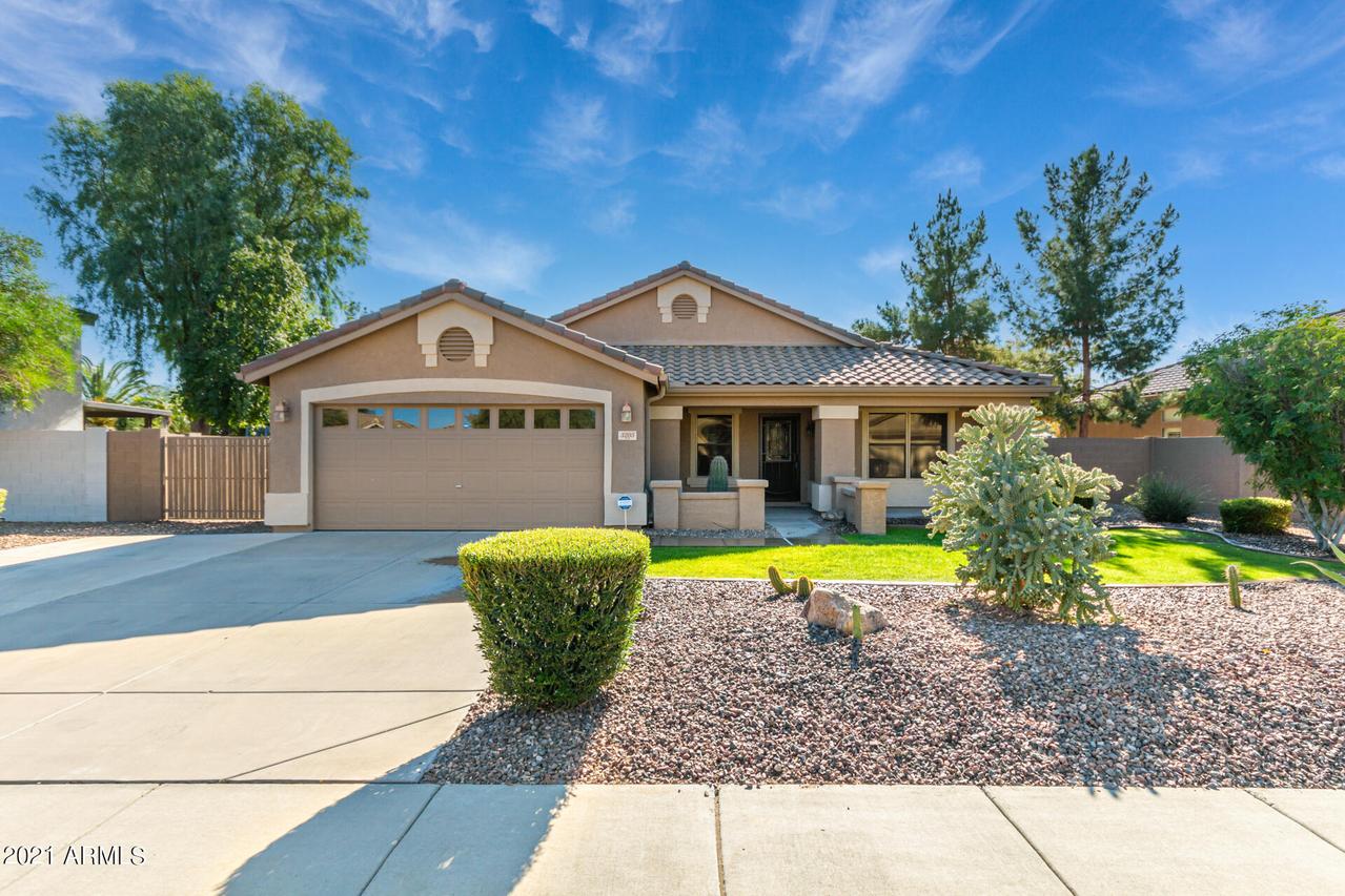 3205 W Buckhorn Tr., Phoenix, AZ 85083