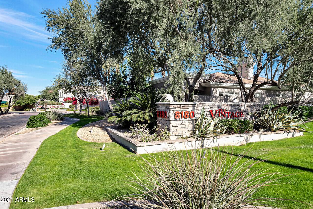 8180 E Shea Blvd. #1054, Scottsdale, AZ 85260