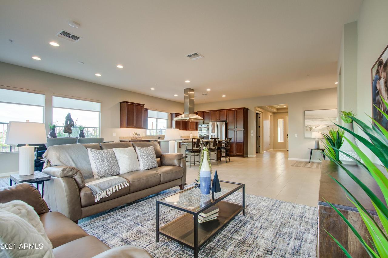 13272 W Desert Mirage Dr., Peoria, AZ 85383
