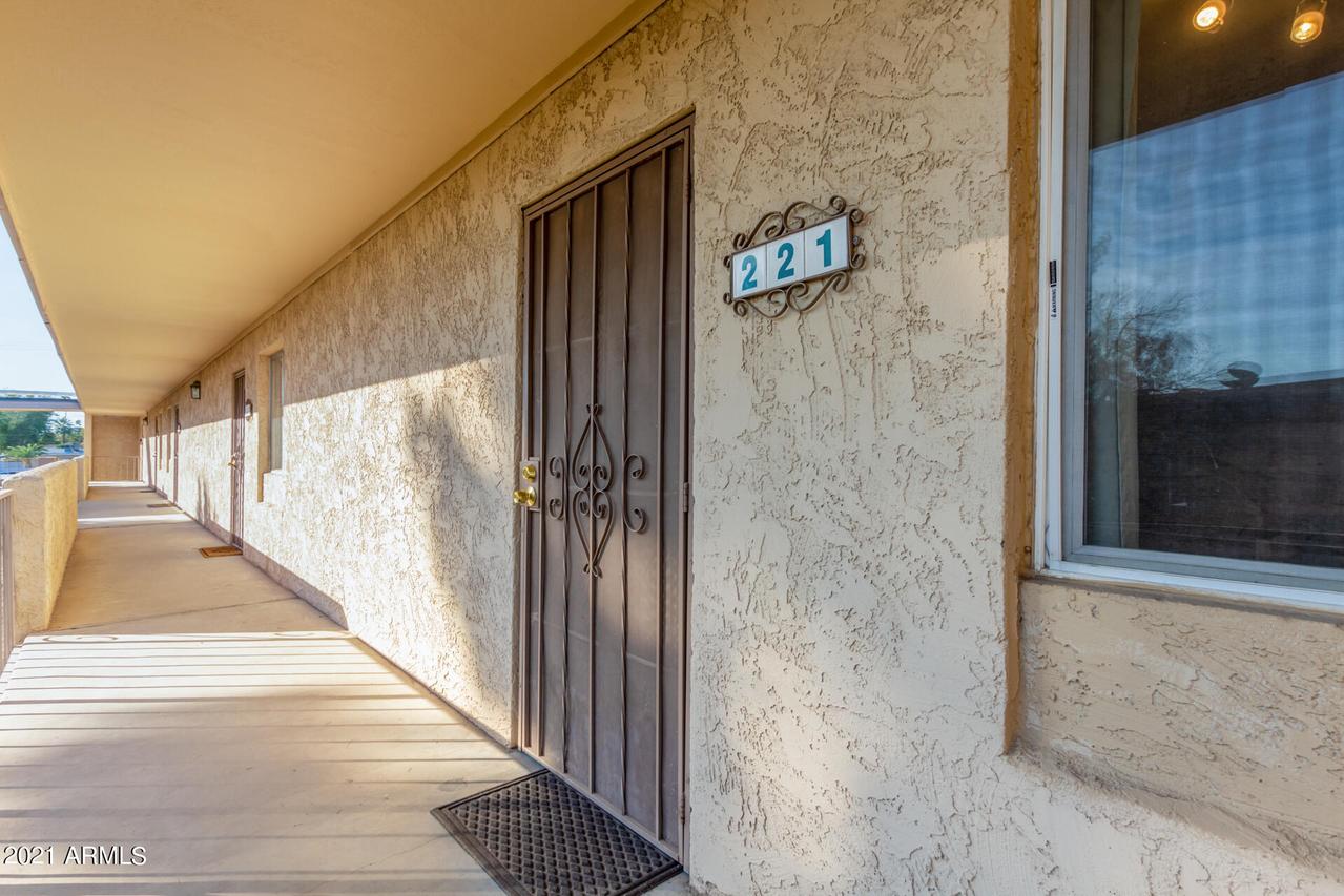 3314 N 68th St. #221, Scottsdale, AZ 85251