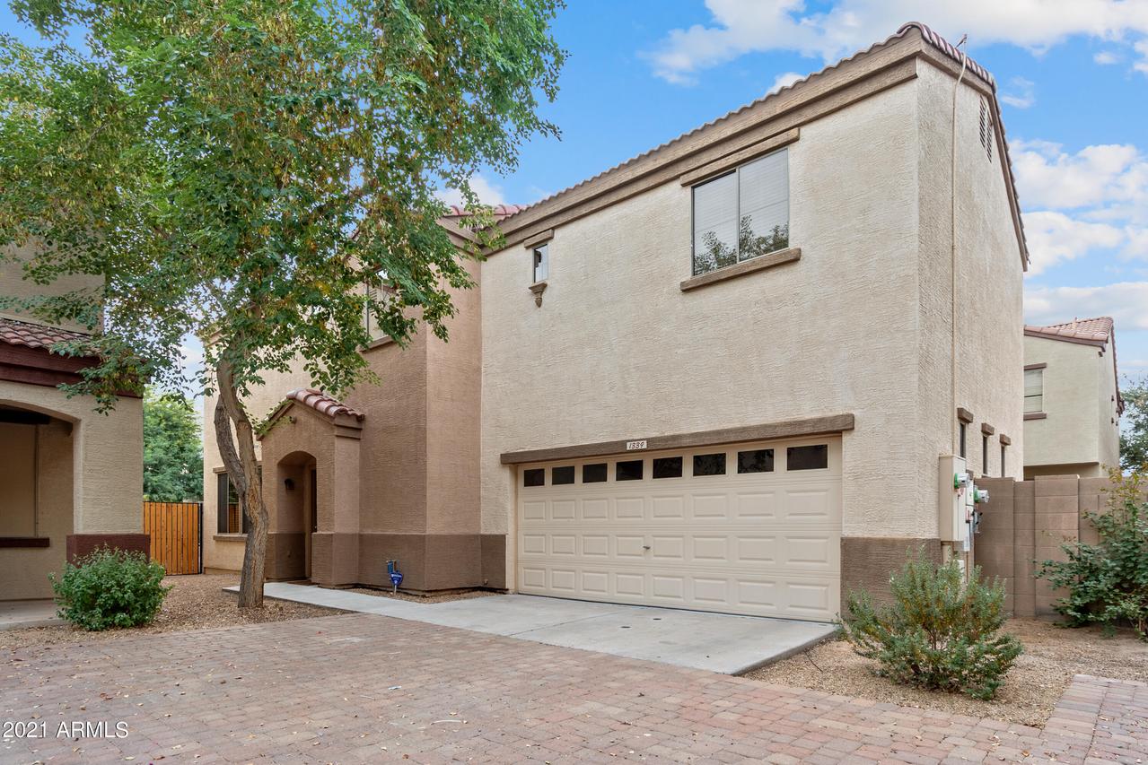 1339 E Dunbar Dr., Phoenix, AZ 85042