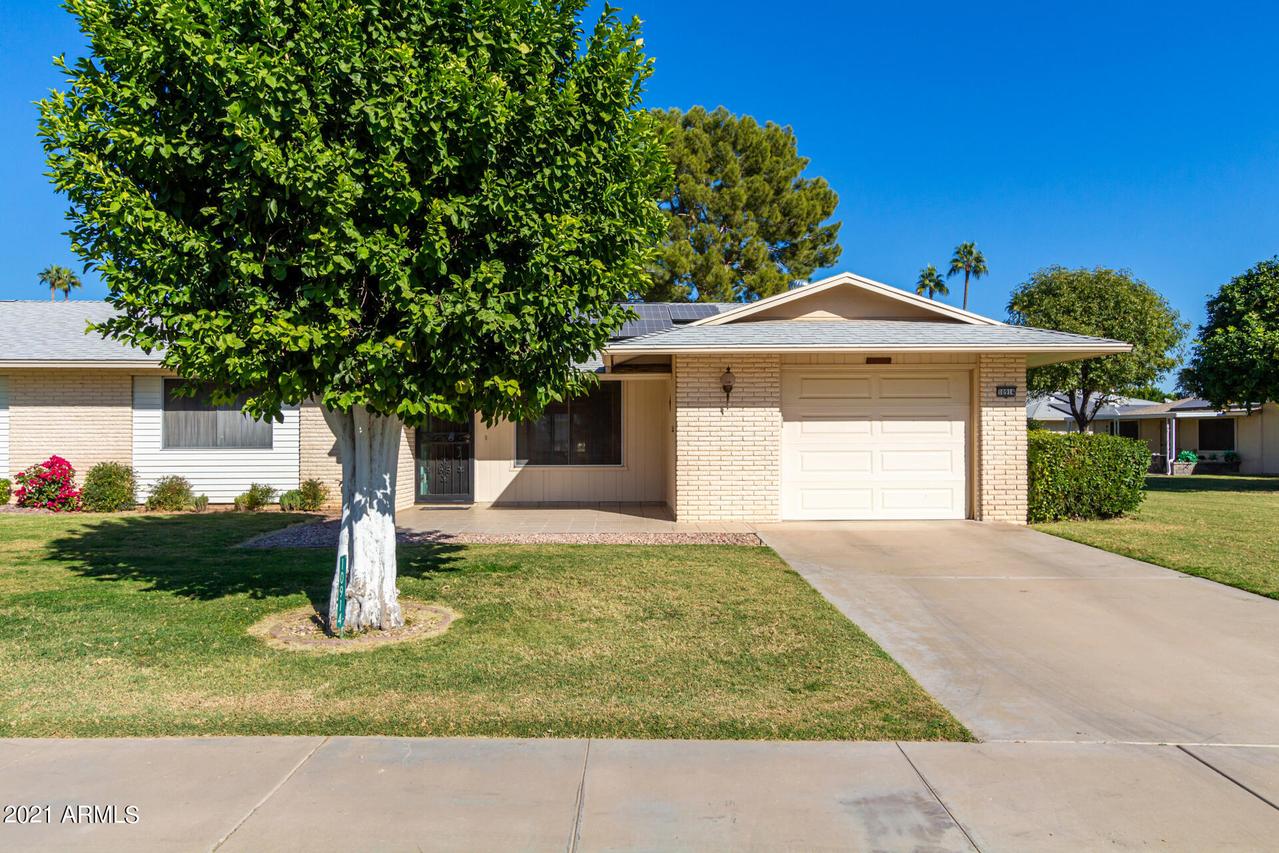 10914 W Caron Dr., Sun City, AZ 85351