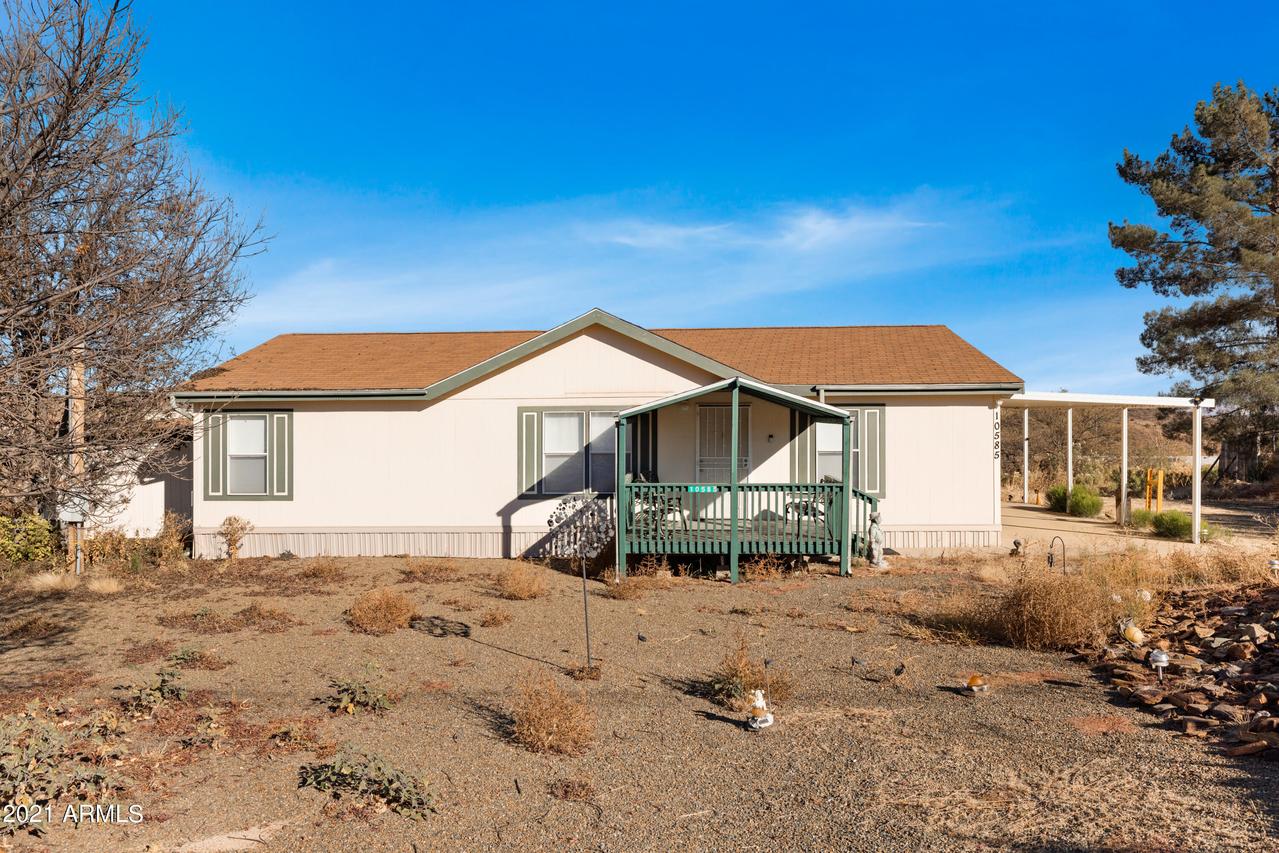 10585 S Cholla Dr., Mayer, AZ 86333