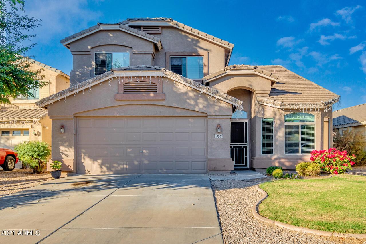 326 W Dana Dr., San Tan Valley, AZ 85143