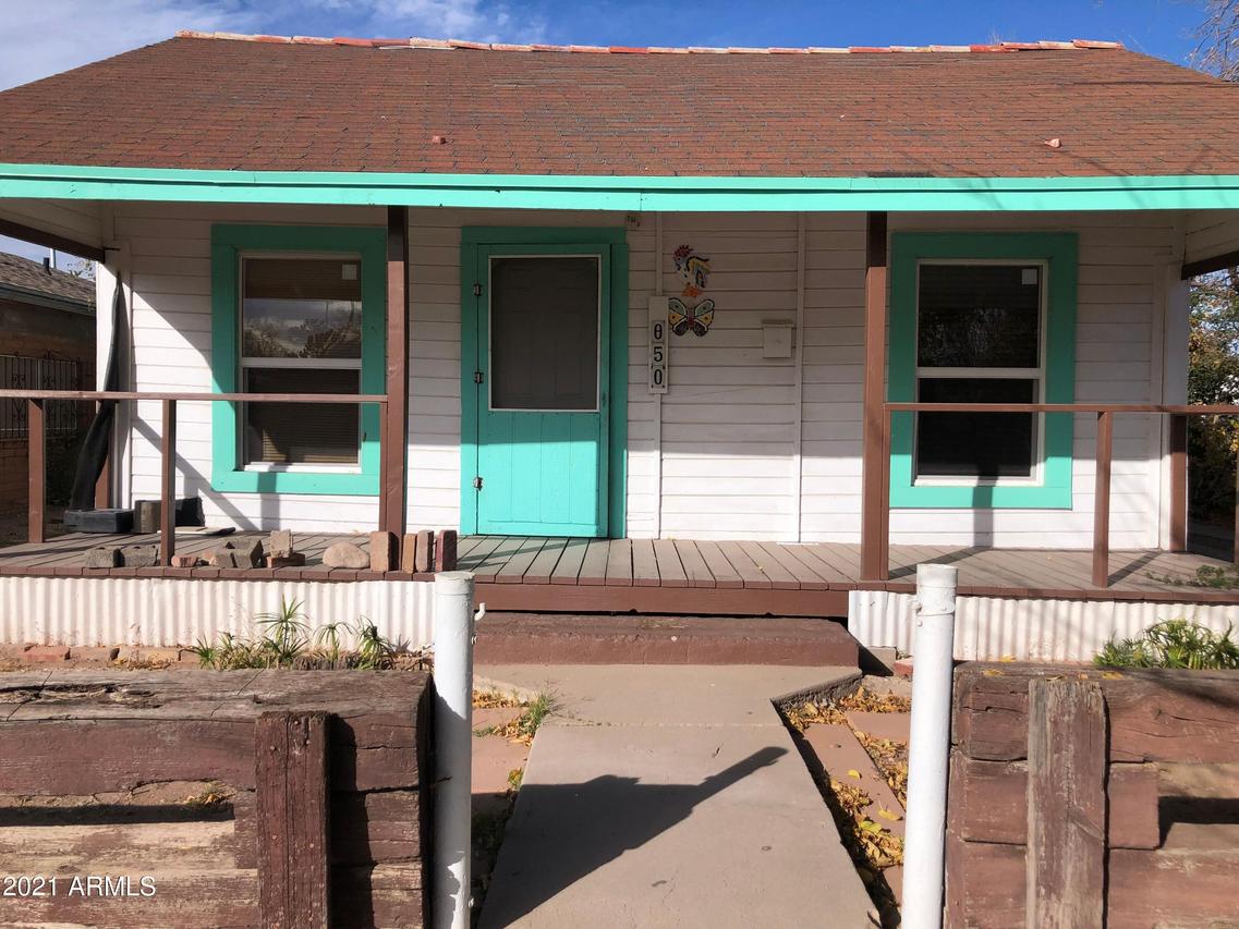 850 E 17th St., Douglas, AZ 85607
