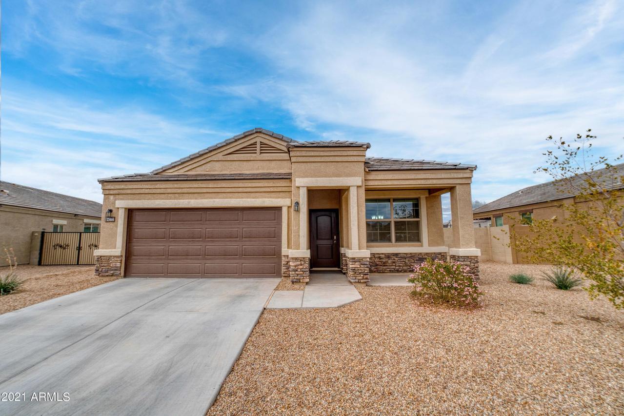 25666 W Desert Dr., Buckeye, AZ 85326