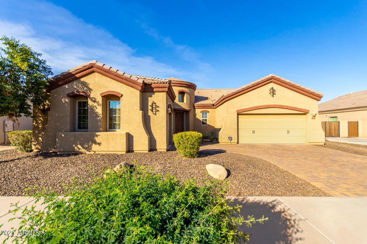 21288 E Russet Rd., Queen Creek, AZ 85142