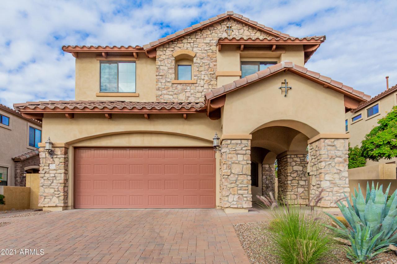 8712 E Inca St., Mesa, AZ 85207