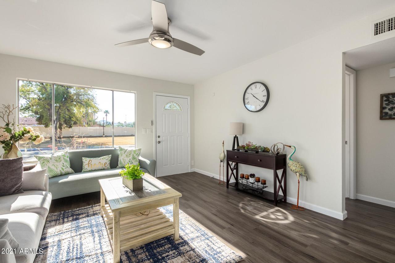 2318 W Fremont Dr., Tempe, AZ 85282