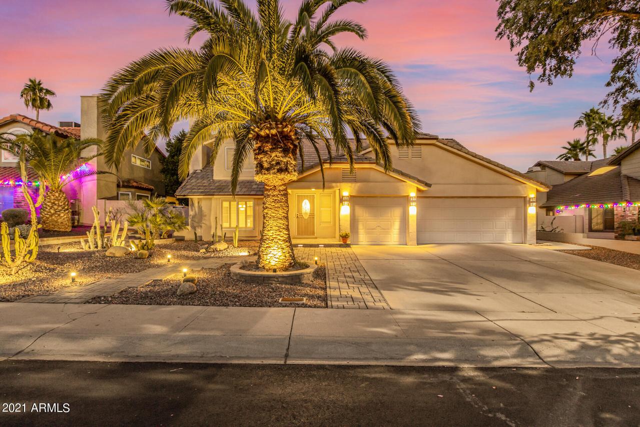4702 E Carmen St., Phoenix, AZ 85044