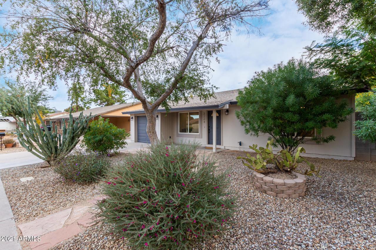 2204 W Curry St., Chandler, AZ 85224