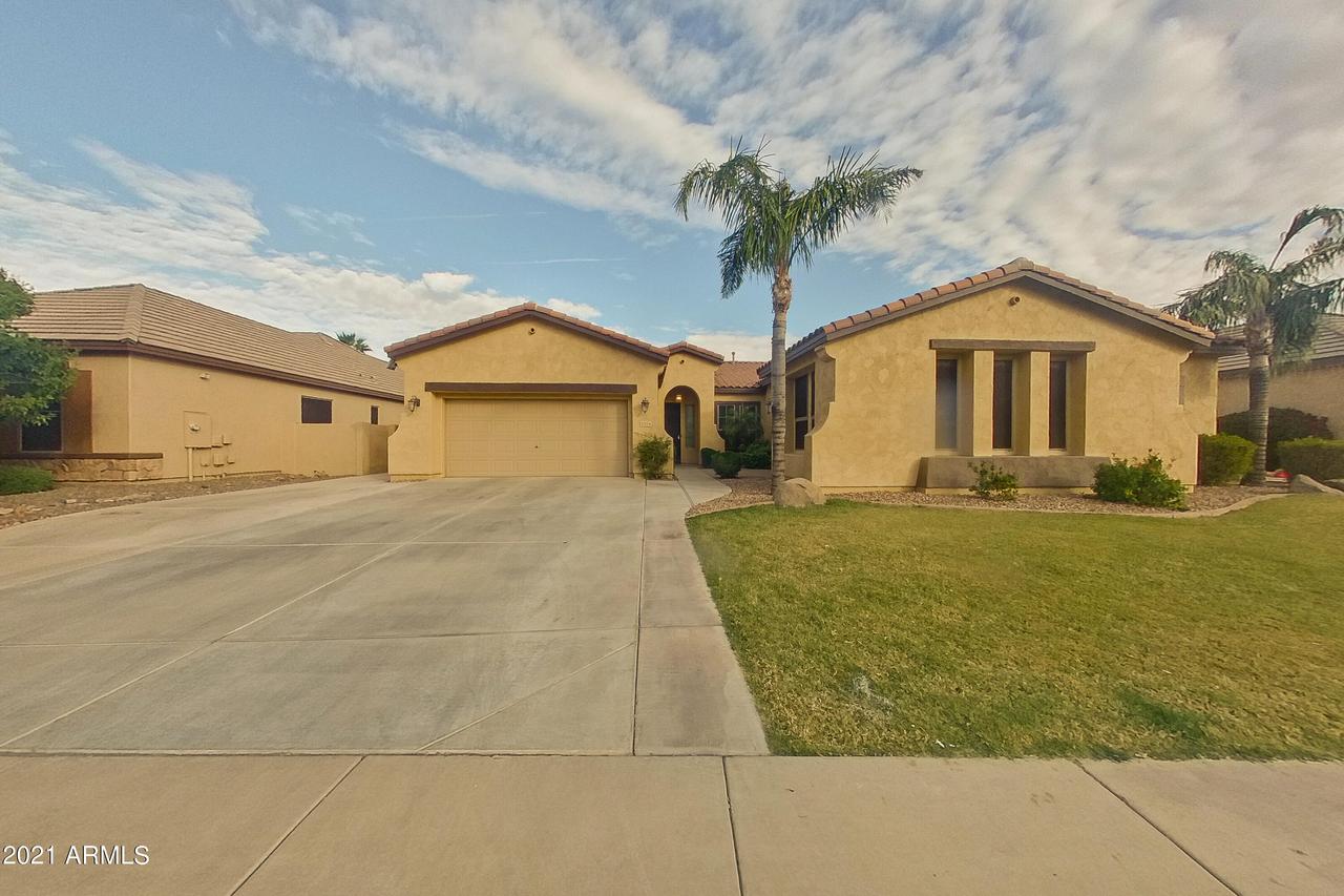 2324 E Grand Canyon Dr., Chandler, AZ 85249