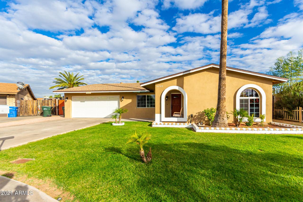 4223 N 81st Ln., Phoenix, AZ 85033