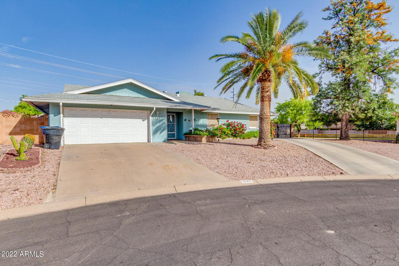 1047 S 75th Pl., Mesa, AZ 85208