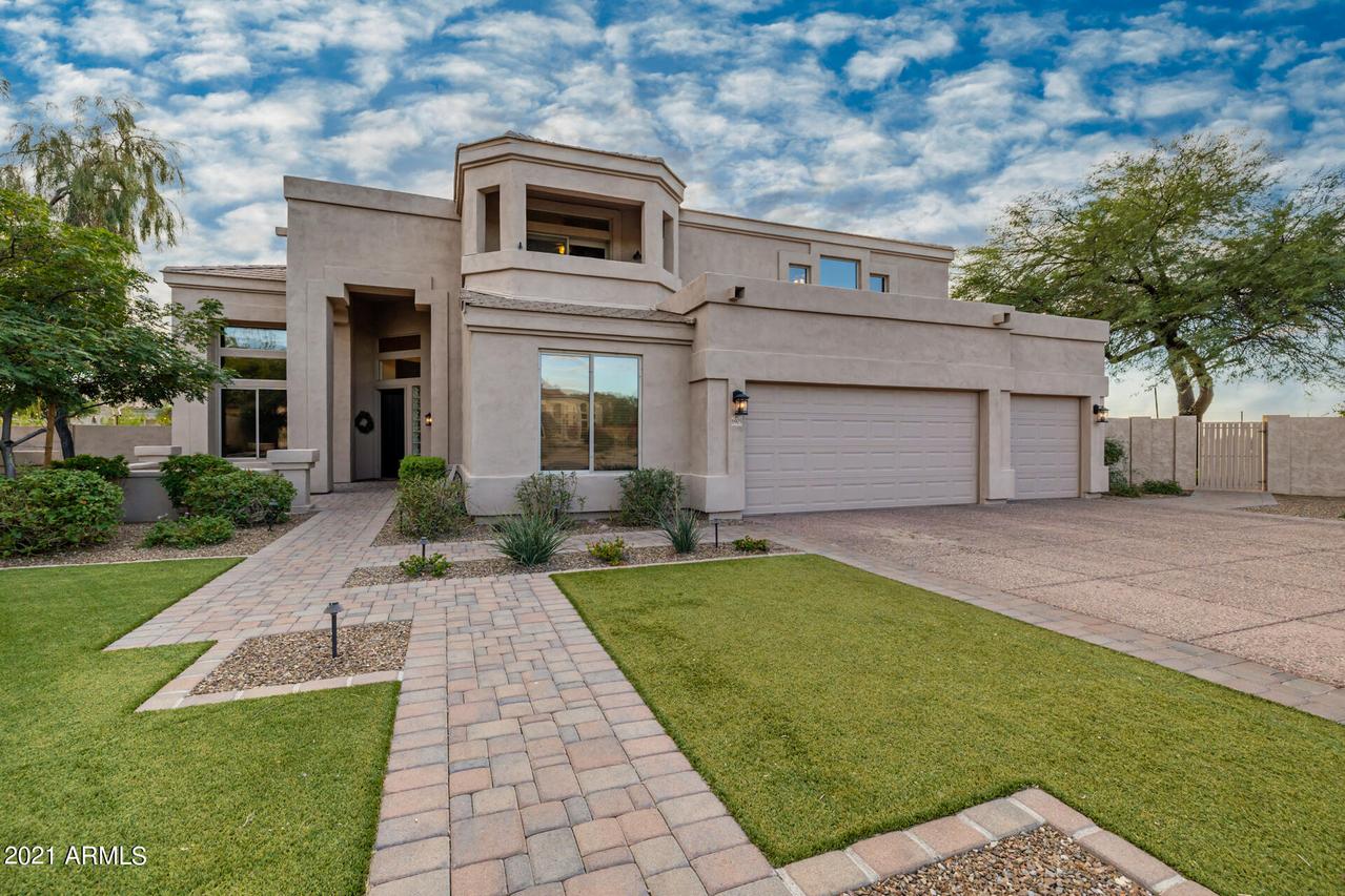 6905 E Trailridge Cir., Mesa, AZ 85207