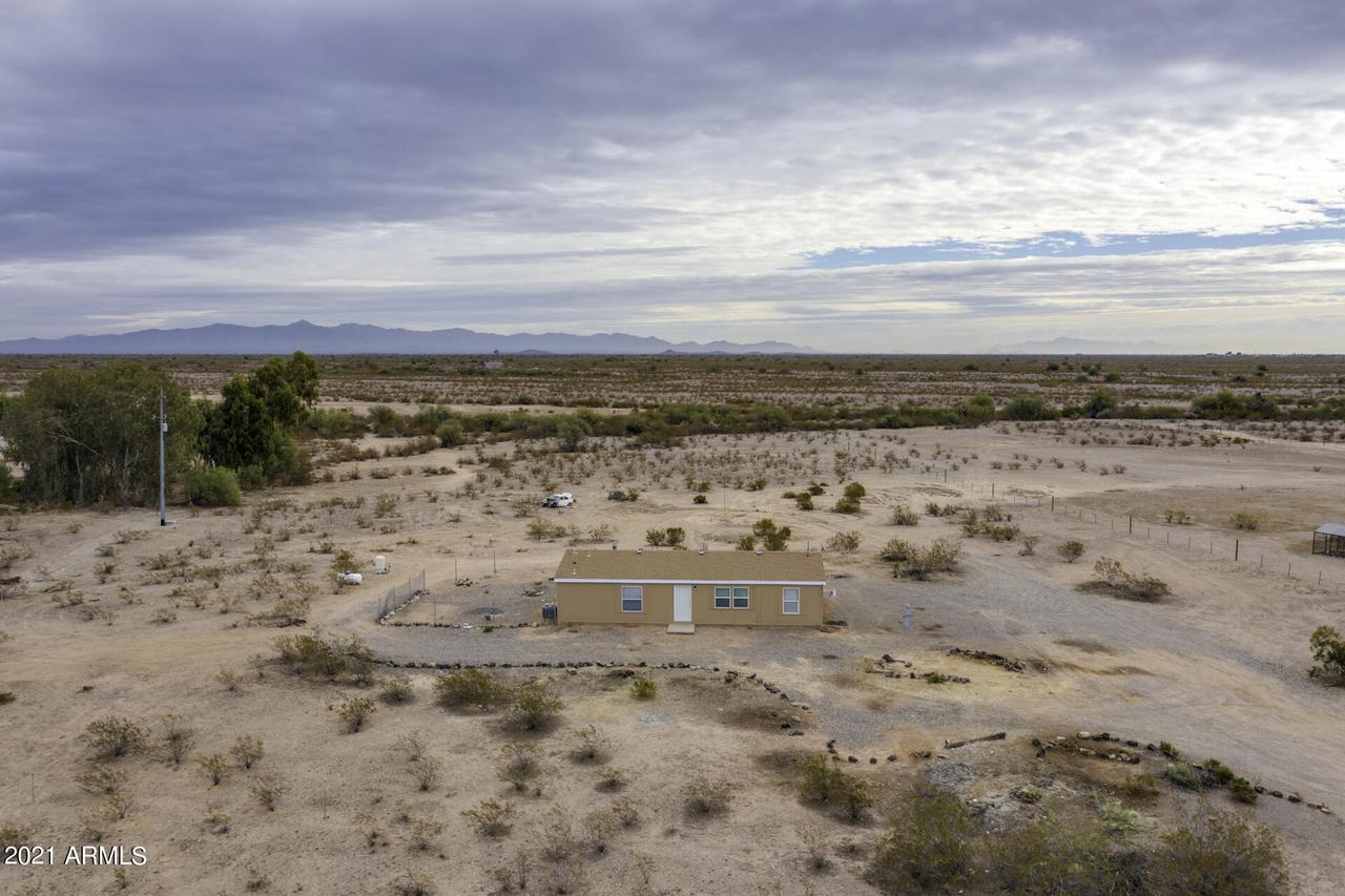 6033 N 377th Ave., Tonopah, AZ 85354