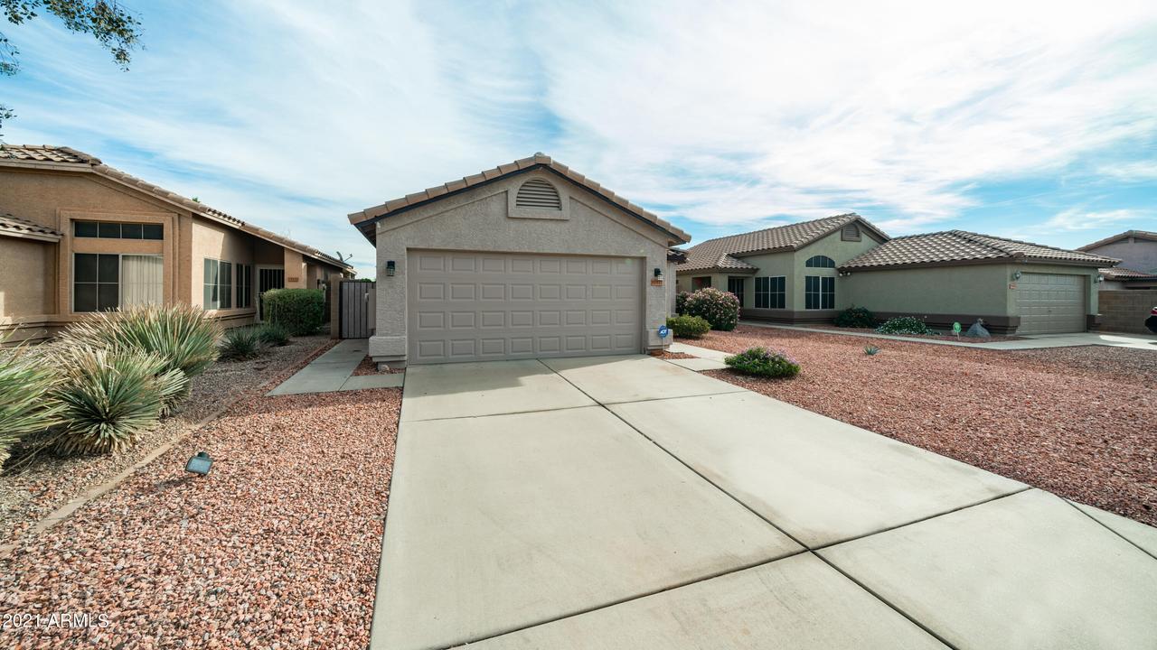 17117 N Woodrose Ave., Surprise, AZ 85374