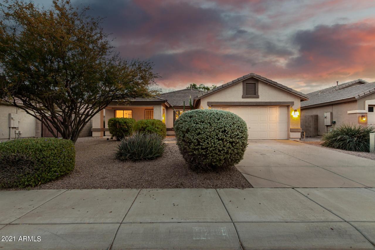 2069 W Mineral Butte Dr., Queen Creek, AZ 85144