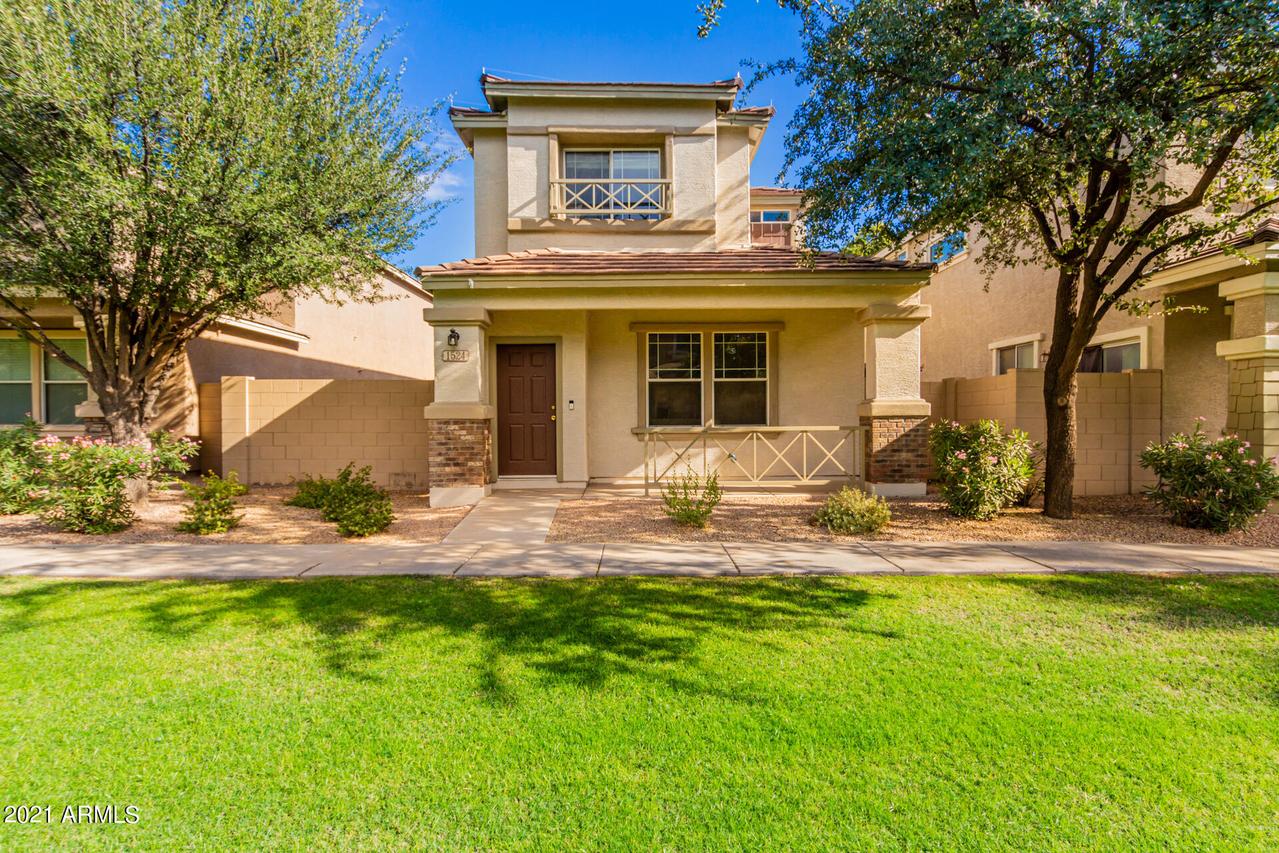 1524 S Owl Dr., Gilbert, AZ 85296