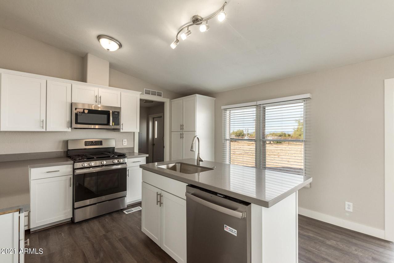 51693 W Blue Jay St., Maricopa, AZ 85139