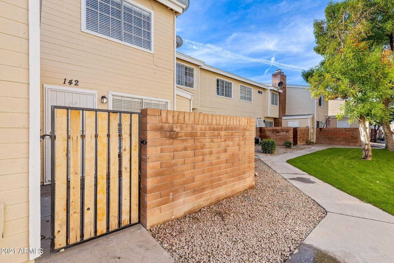 625 S Westwood St. #142, Mesa, AZ 85210