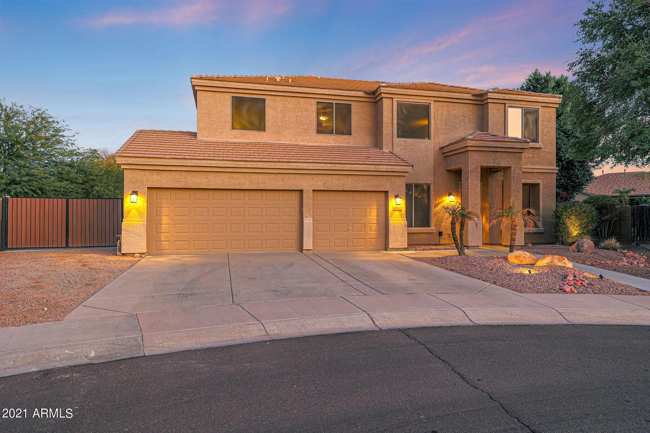 26411 N 73rd Dr., Peoria, AZ 85383