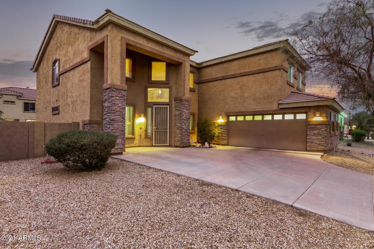 6838 N Nancy Ln., Laveen, AZ 85339