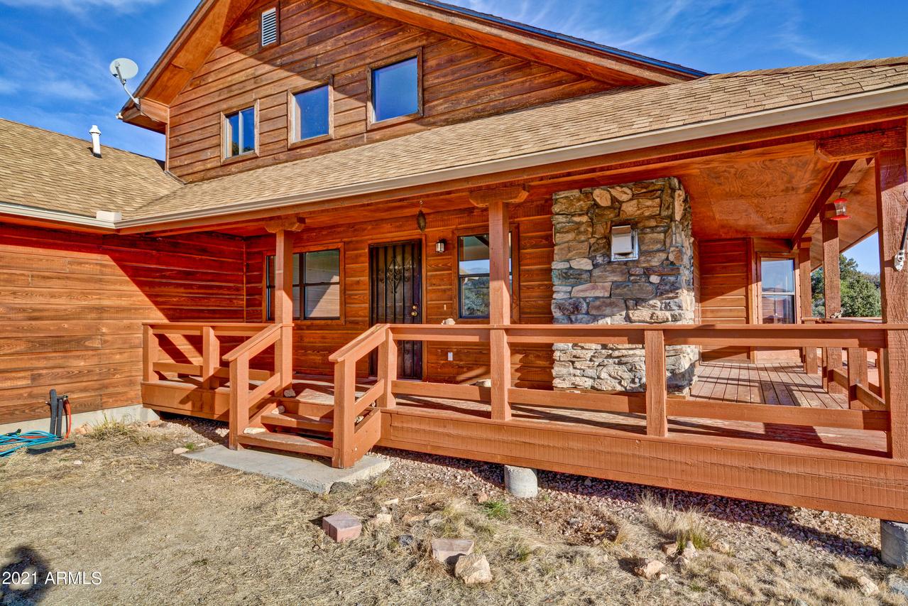 17520 W Buckhorn Dr., Peeples Valley, AZ 86332