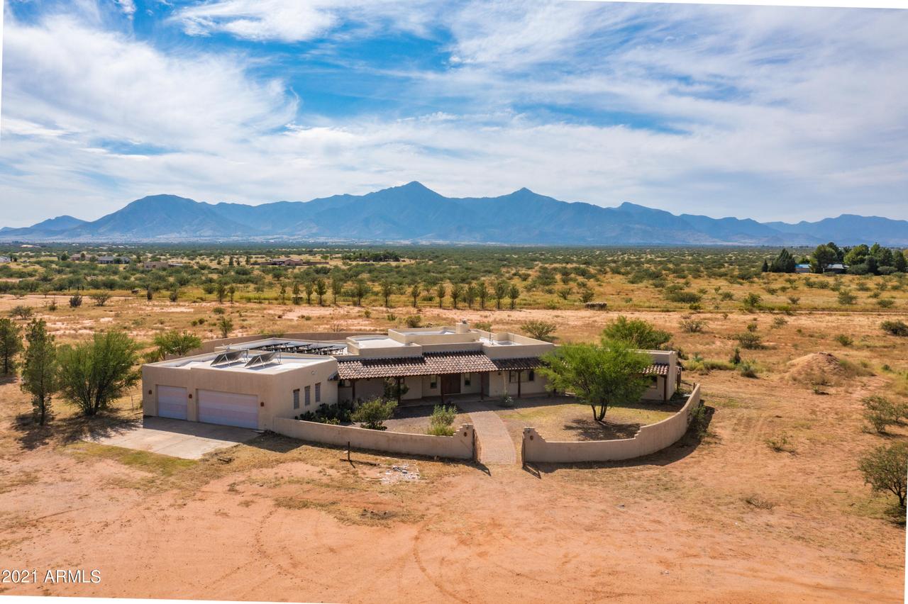 10150 E Carlisle Ln., Hereford, AZ 85615