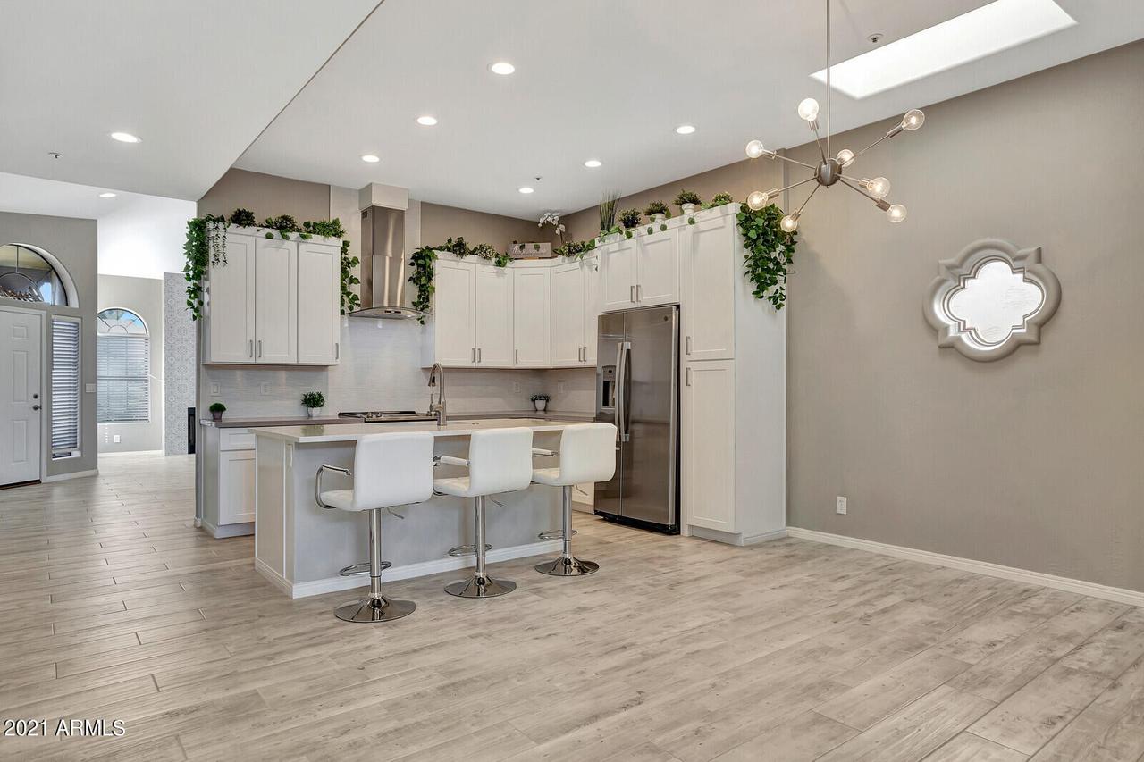 7955 E Chaparral Rd. #110, Scottsdale, AZ 85250