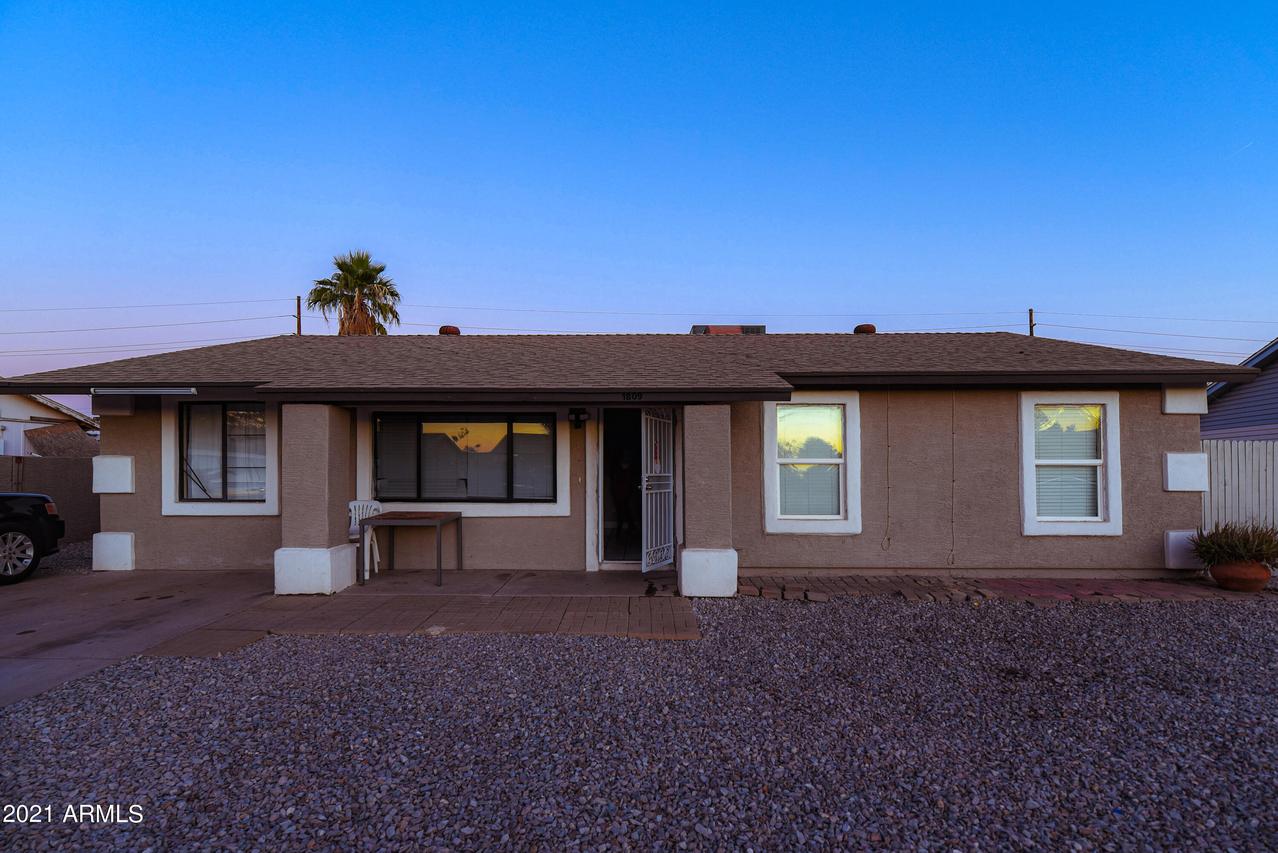 1809 N 51st Dr., Phoenix, AZ 85035