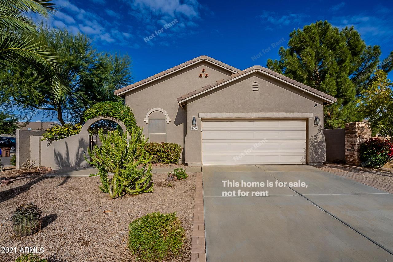 906 W Burkhalter Dr., San Tan Valley, AZ 85143