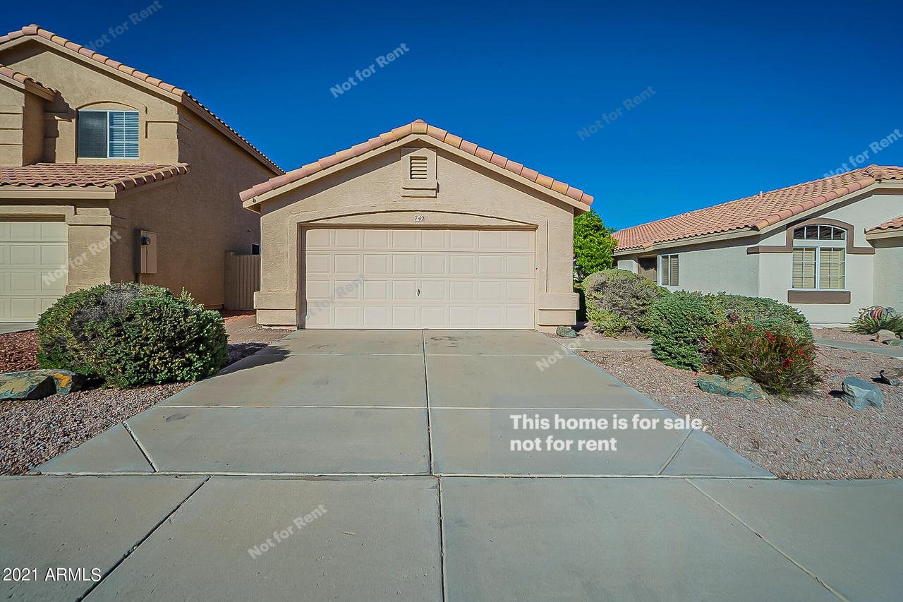 742 E Glenhaven Dr., Phoenix, AZ 85048