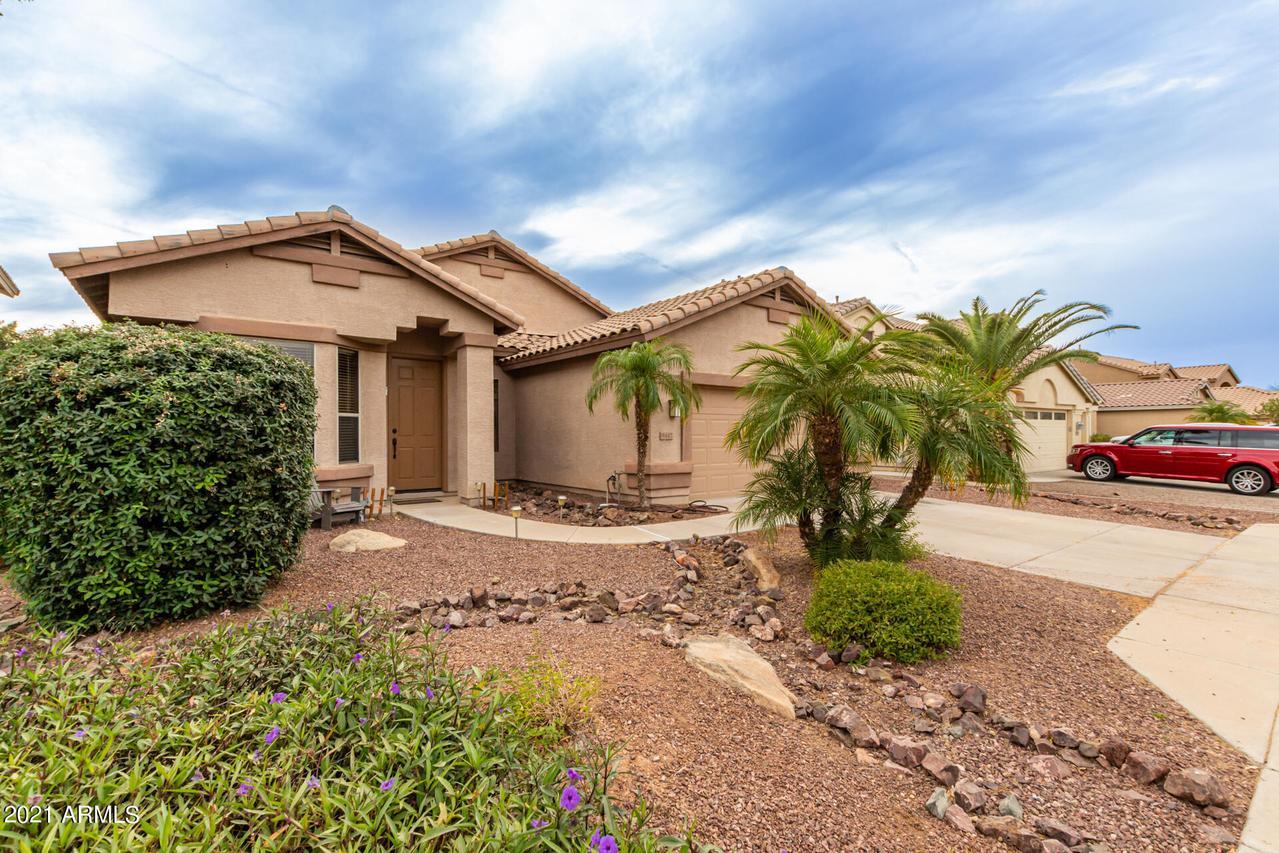 9447 E Natal Ave., Mesa, AZ 85209