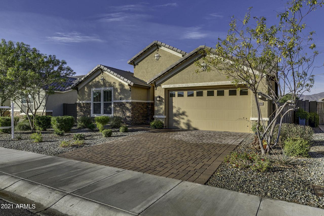 5534 N 188th Ln., Litchfield Park, AZ 85340