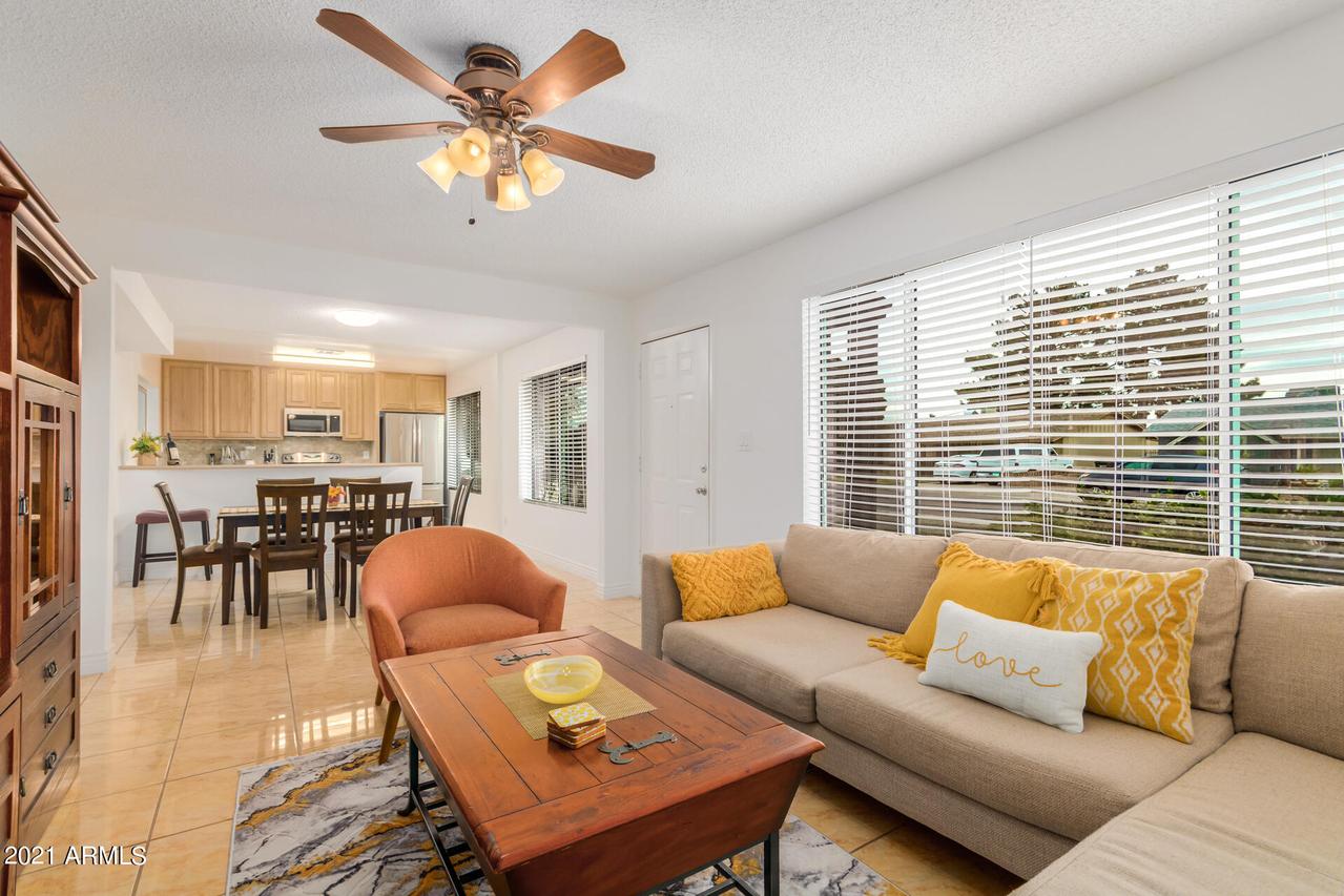 2402 W Altadena Ave., Phoenix, AZ 85029