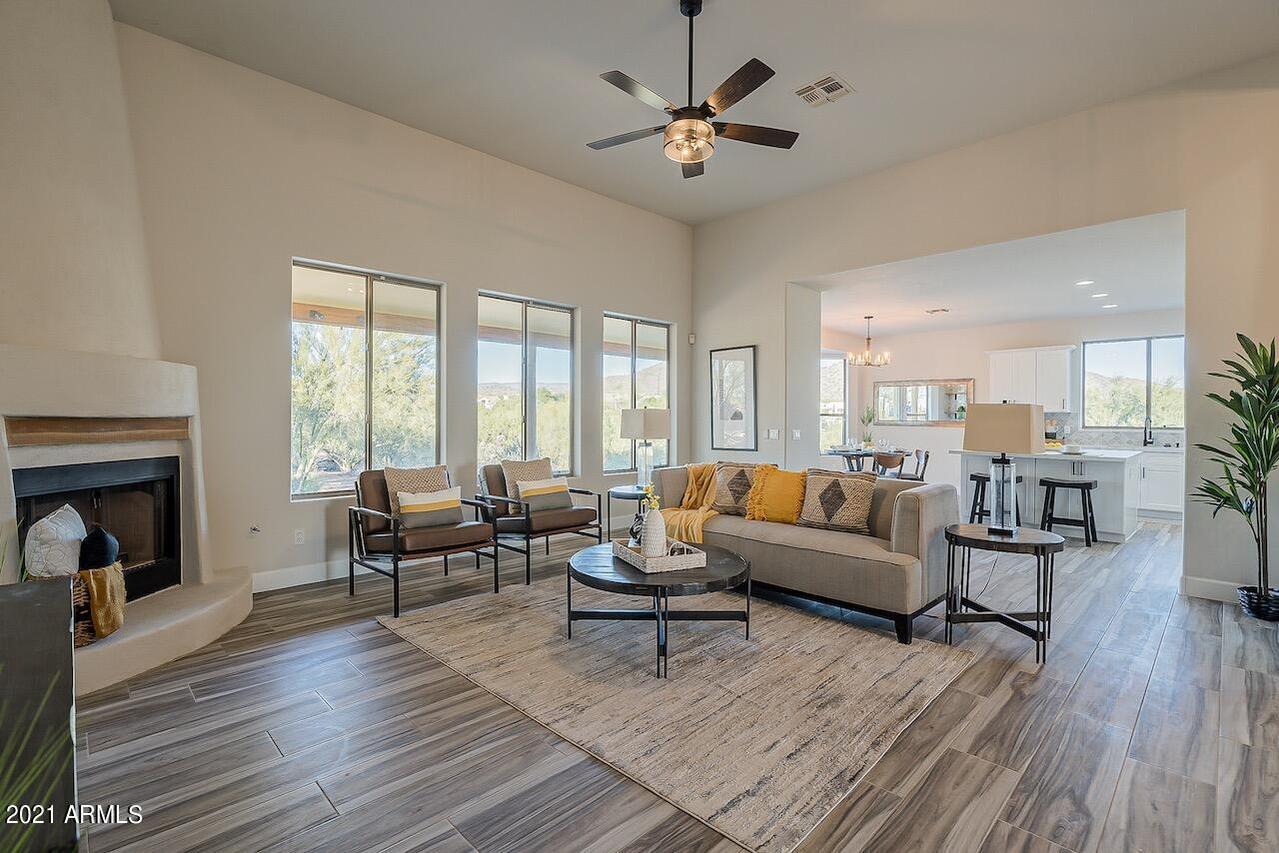 718 E Tanya Tr., Phoenix, AZ 85086